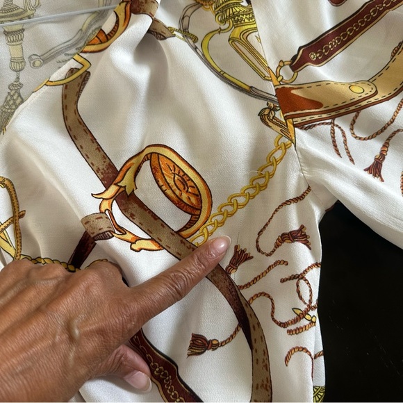 H&M Western Wrapover Blouse W/TIE Western Print Neutral colours Flowy fabric sz2 - Picture 10 of 11